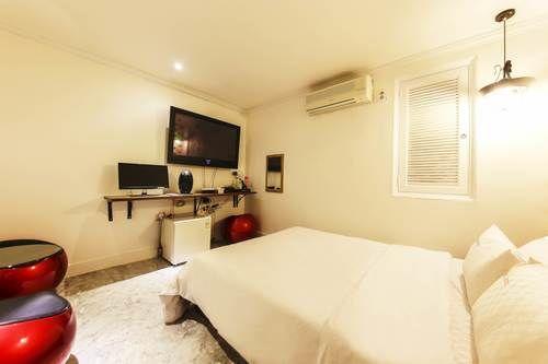 Motel In Sinchon Goguma