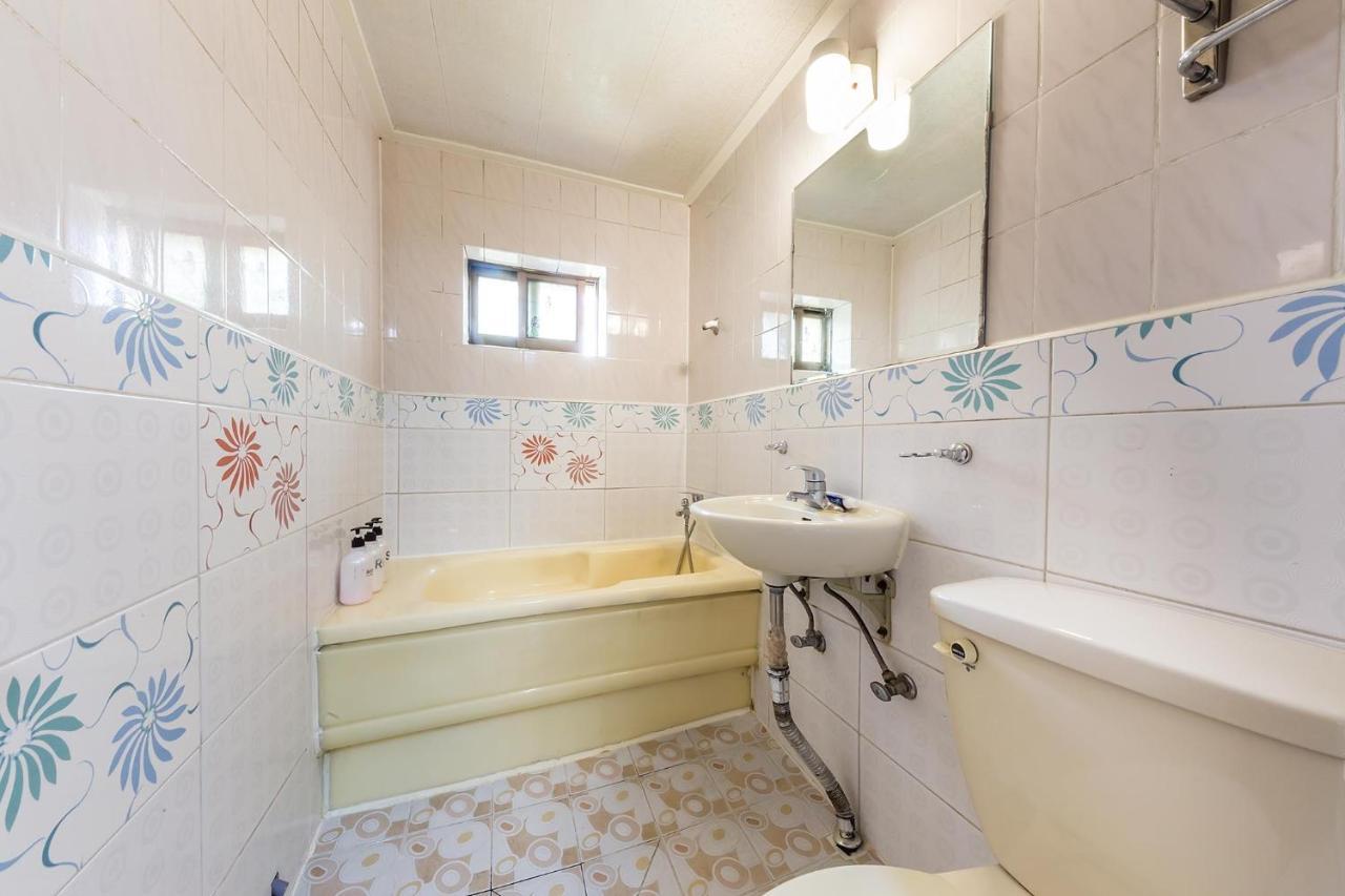 Motel In Sinchon Goguma 2*