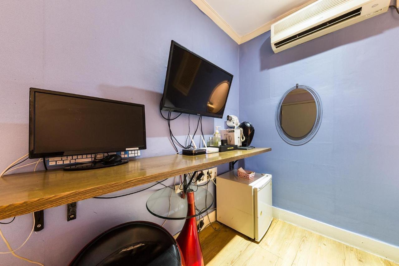 Motel In Sinchon Goguma Seoul